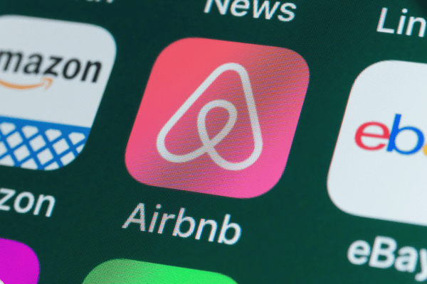 Lyon durcit la réglementation pour les locations Airbnb - Hexa patrimoine
